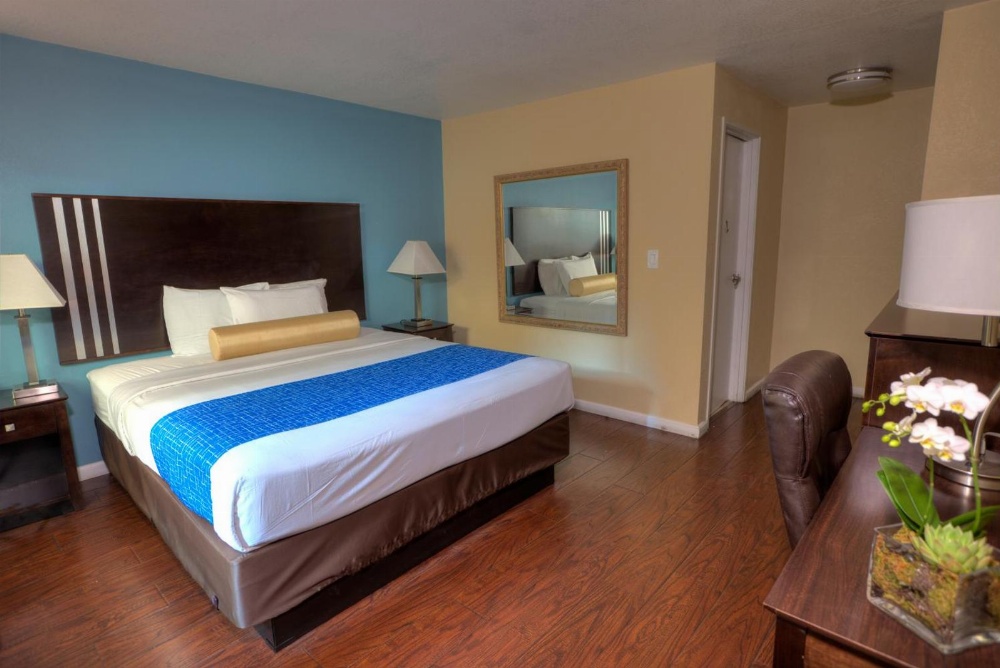 Queen Room