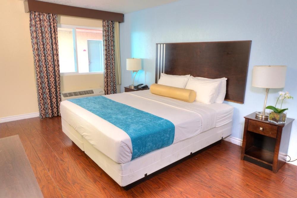 Sunrise Inn San Diego